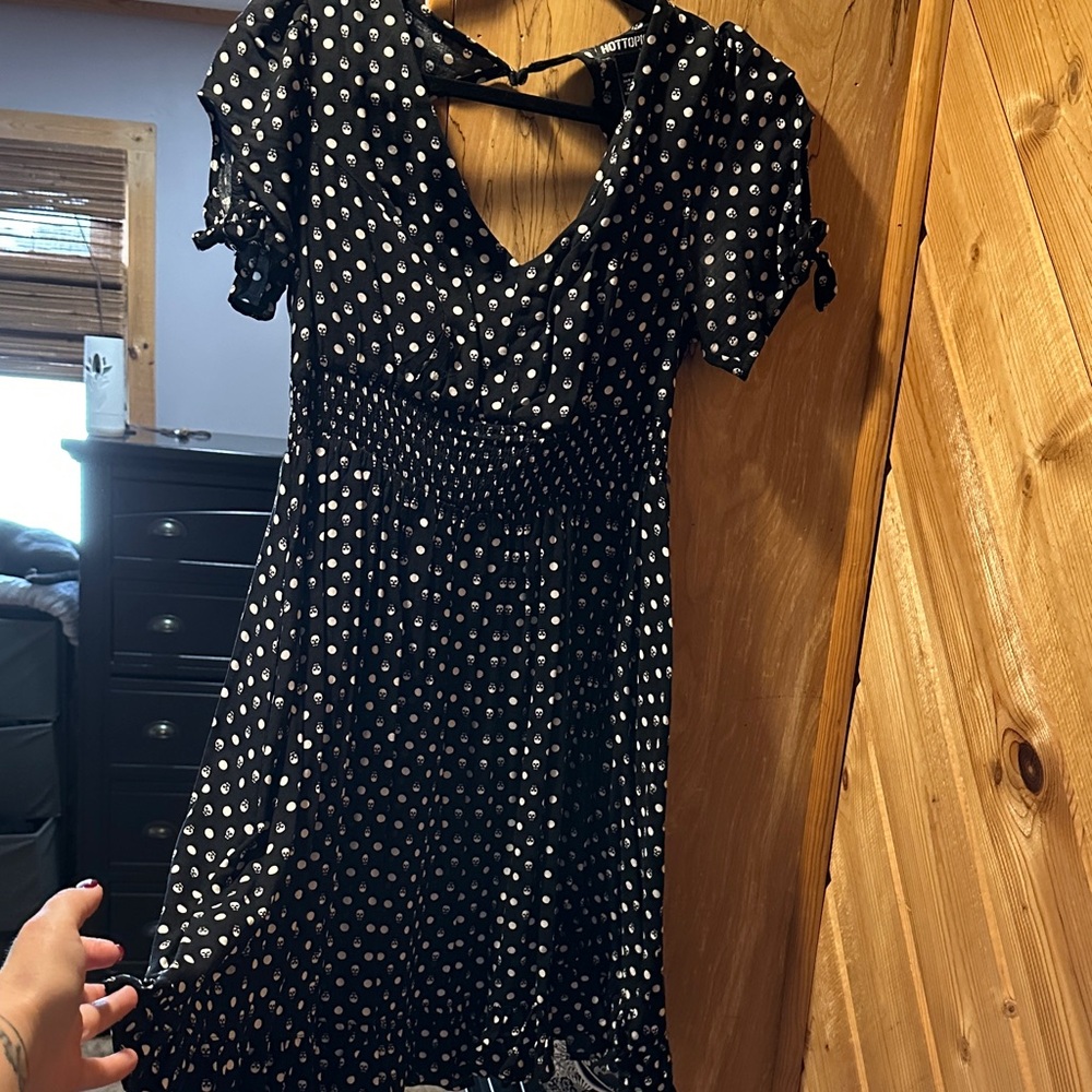 Hot Topic Black and White Polka Dot Midi Dress